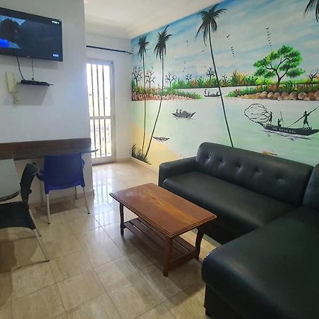 Bricos Appartement Sud Foire داكاغْ المظهر الخارجي الصورة